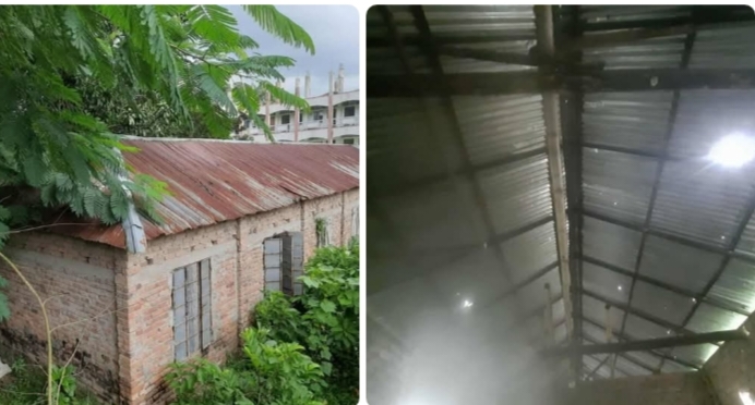 সেনহাটী মাধ্যমিক বালিকা বিদ্যালয়ের একাডেমিক ভবন-২ জরাজীর্ণ, শিক্ষা কার্যক্রমে চরম ভোগান্তি