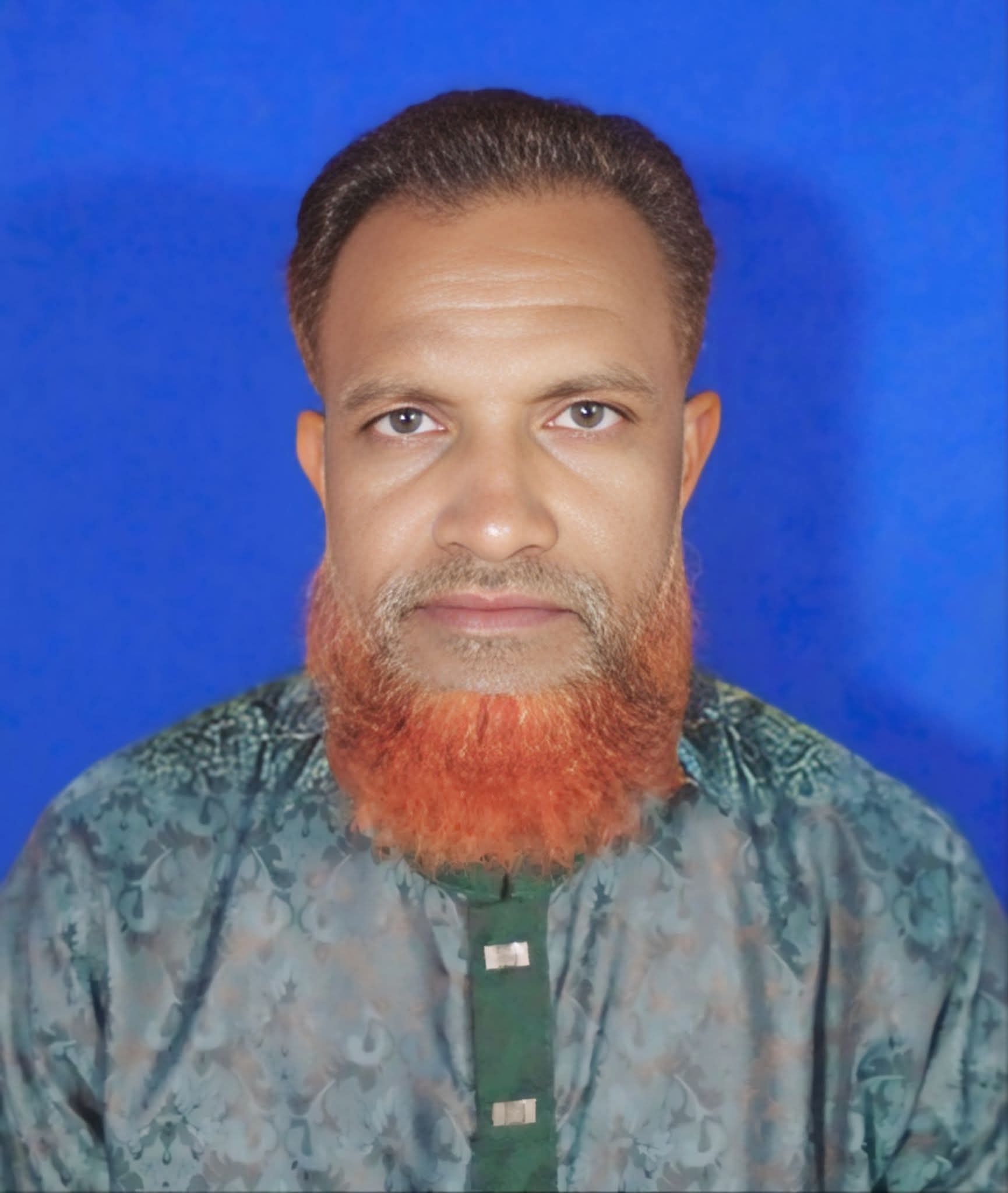 চায়ের দোকানে হুমায়ুন কবিরের নাম-সবাই বলে-আল্লাহ তাকে সুস্থ রাখুন!