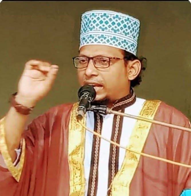 শহীদ আল্লামা সাঈদীর প্রতিষ্ঠিত ডুমুরিয়ায় ঐতিহ্যবাহী মধুগ্রাম ঈদগাহ্ মাঠে প্রতি বছরের ন্যায় এবারও ঈদের জামাত সকাল সাড়ে আটটায় অনুষ্ঠিত হবে ইনশাআল্লাহ।