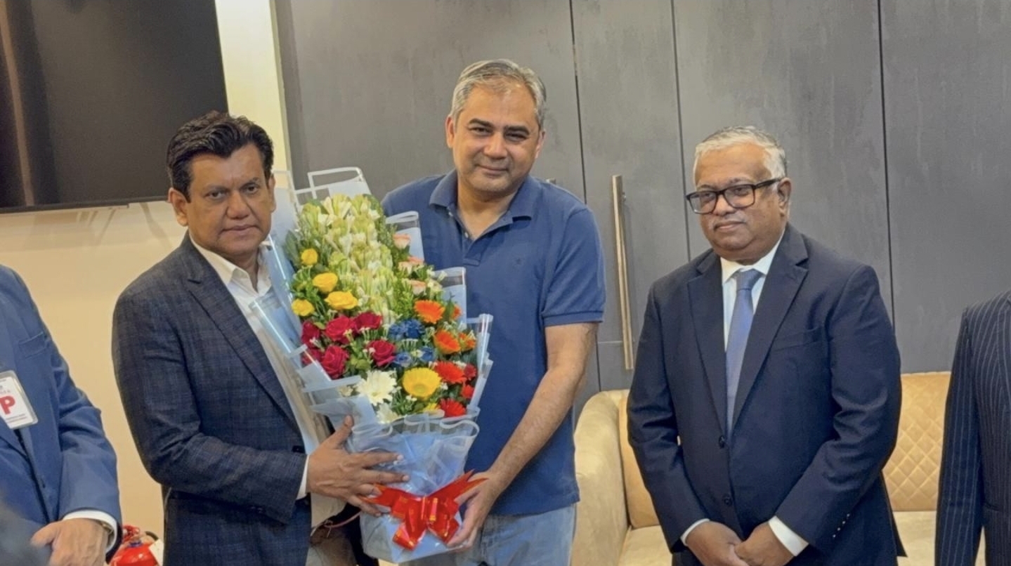 পিসিবি চেয়ারম্যান নাকভি এখন ঢাকায়