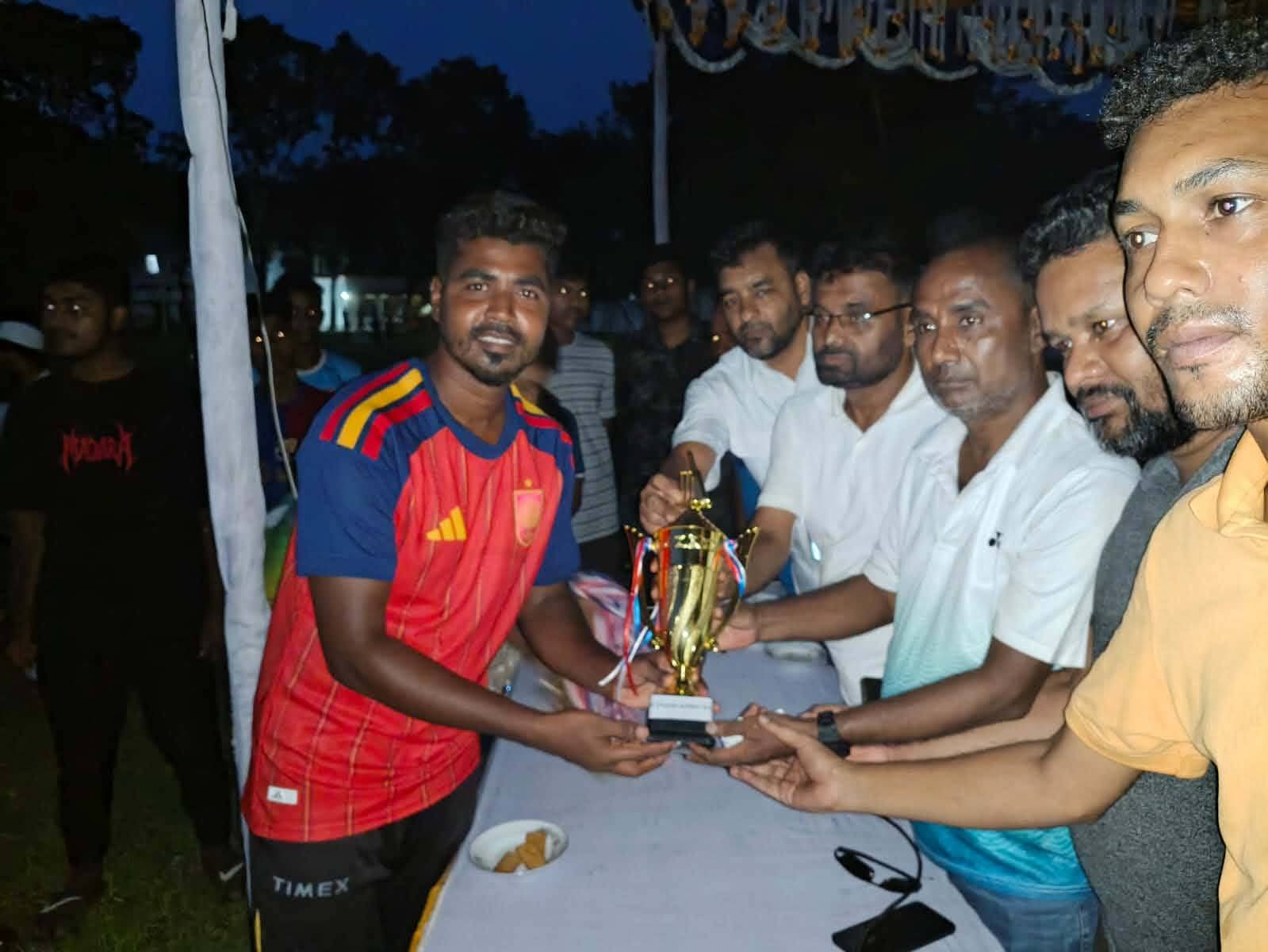 তেরখাদা ক্রিকেট লিগের রুদ্ধশ্বাস ফাইনাল ড্র, গোপালগঞ্জ ও কালিয়া যৌথ চ্যাম্পিয়ন