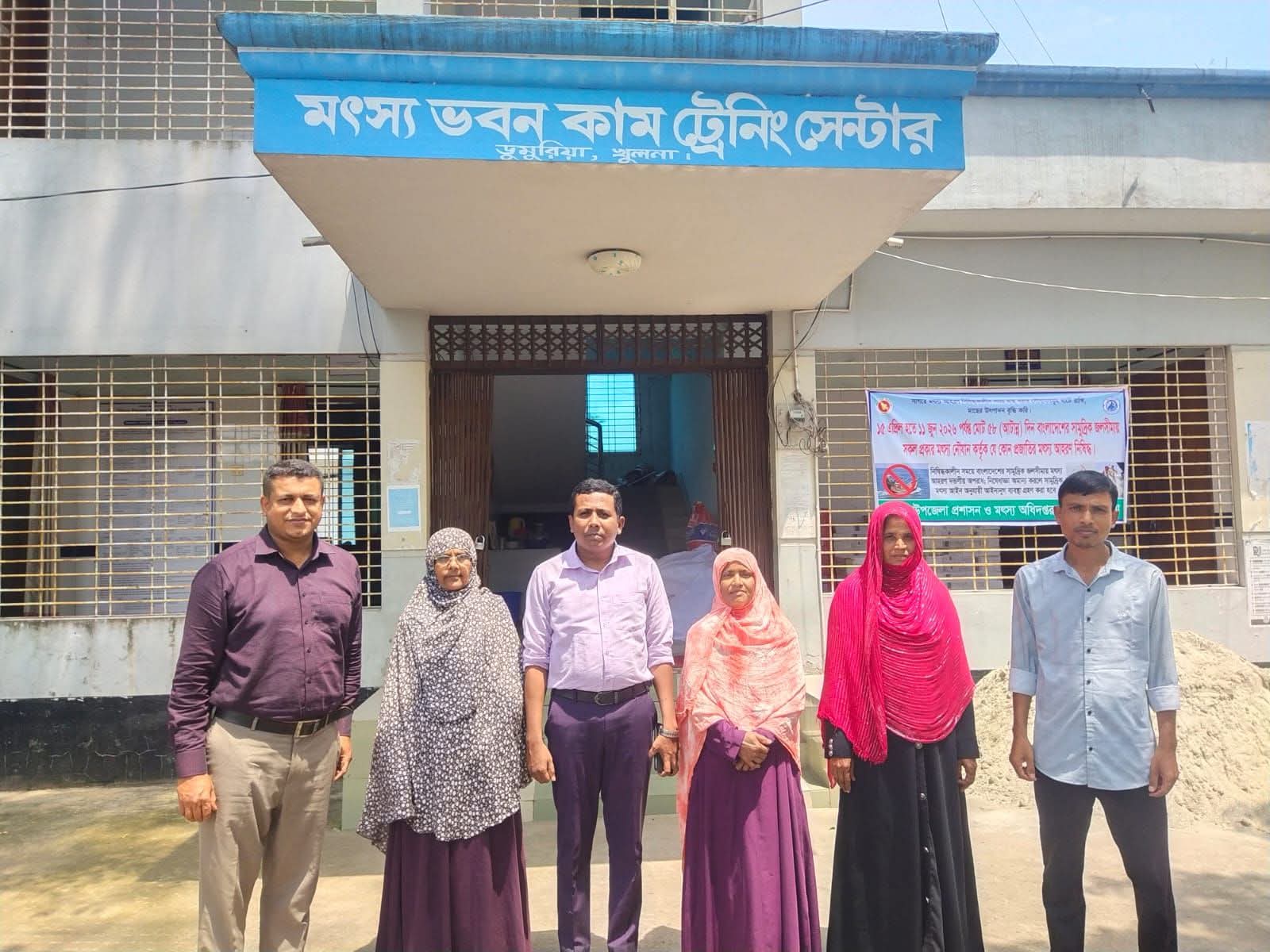 ডুমুরিয়া মৎস্য বিভাগের বিশেষ উদ্যোগে আদায় হচ্ছে বহু বছরের বকেয়া সরকারি ঋণ; সচেতন মহলের সাধুবাদ জ্ঞাপন