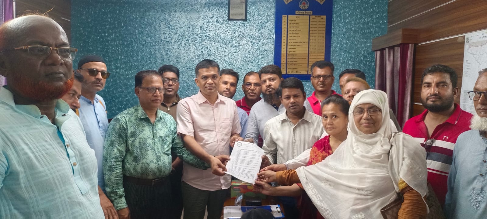 সোনাডাঙ্গা মডেল থানার ওসির সাথে ‘নিরাপদ খুলনা চাই’ থানা কমিটির মতবিনিময়