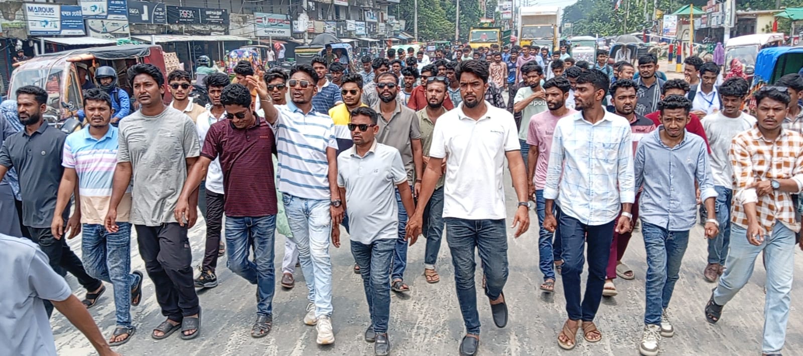 মাগুরায় জেলা ছাত্রদলের বিক্ষোভ মিছিল অনুষ্ঠিত