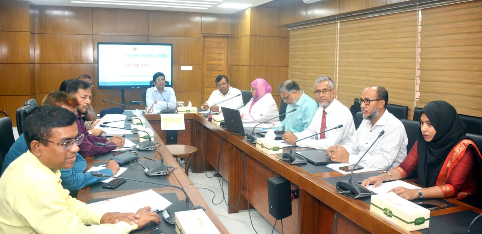 বাল্যবিবাহ রোধে সরকারি-বেসরকারি উভয় দপ্তরকে সমন্বিতভাবে ডাটাবেইজ তৈরি করে কাজ করতে হবে– বিভাগীয় কমিশনার 