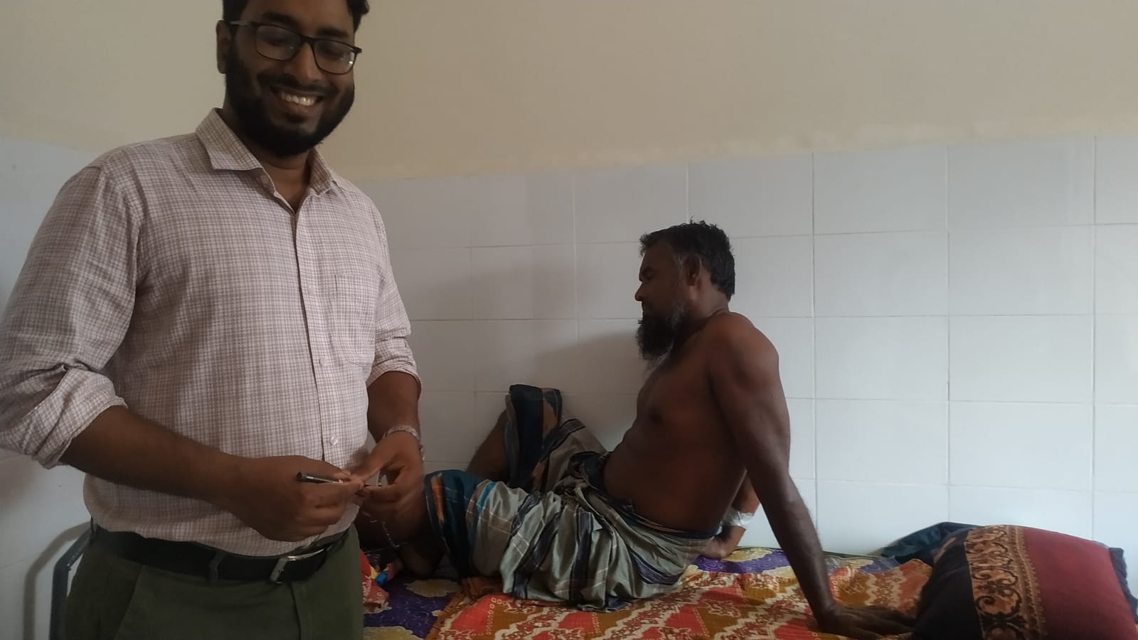 কেশবপুরের মঙ্গলকোটে বিএনপি নেতা   সড়ক দুর্ঘটনায় গুরুতর আহত