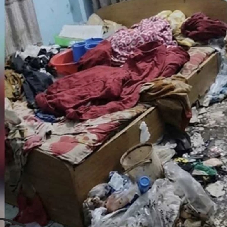 ঘরে পড়ে ছিল মায়ের পচন ধরা লাশ কিন্ত জানতো না সচিব- বুয়েট শিক্ষক সন্তানেরা