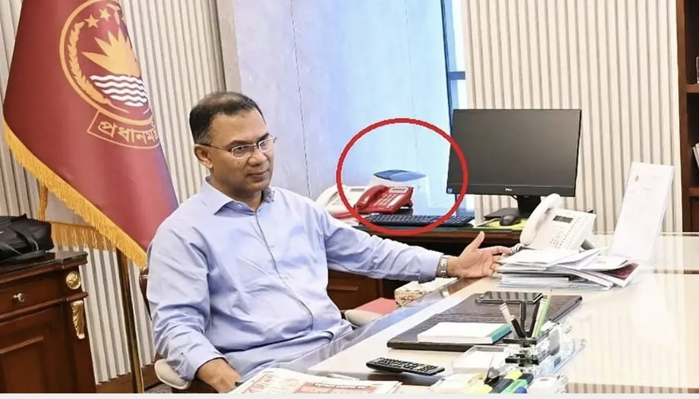 প্রধানমন্ত্রীর লাল টেলিফোনের তার চুরি, গ্রেপ্তার ২