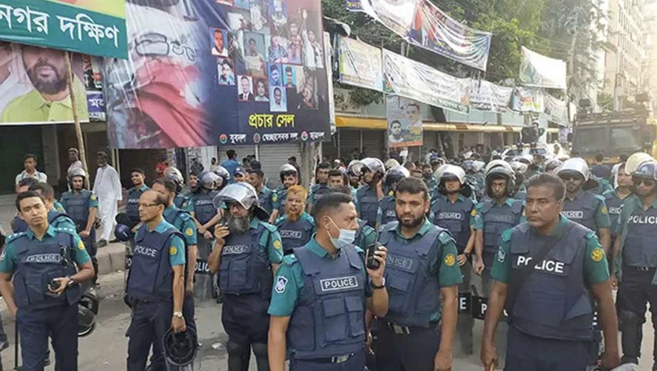 আওয়ামী লীগের প্রতিষ্ঠাবার্ষিকীতে সংঘাতের শঙ্কায় পুলিশ