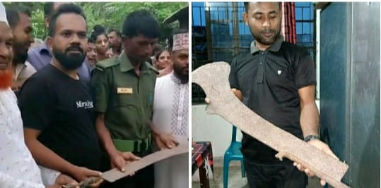 সাগরদাঁড়িতে মধুসূদন দত্তের আমলের সোনার চোখওয়ালা খাড়া অস্ত্র উদ্ধার
