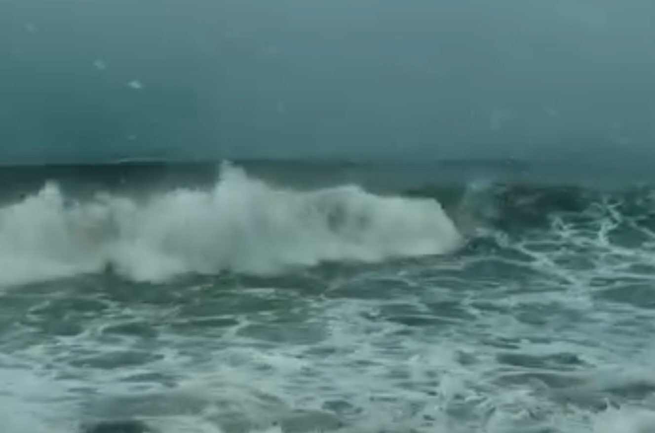 স্থলভাগে উঠে এসেছে বঙ্গোপসাগরের নিম্নচাপ