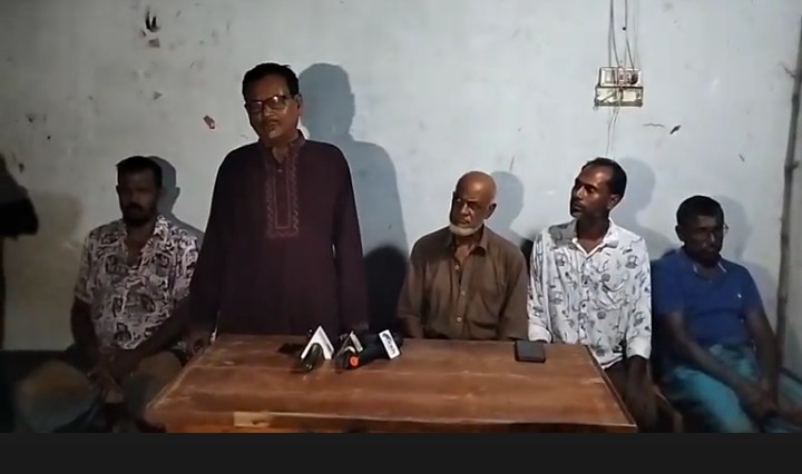 ডুমুরিয়ায় পানি উন্নয়ন বোর্ডের জমি দখল ও মন্দির বিক্রির অভিযোগে প্রতিবাদ সভা