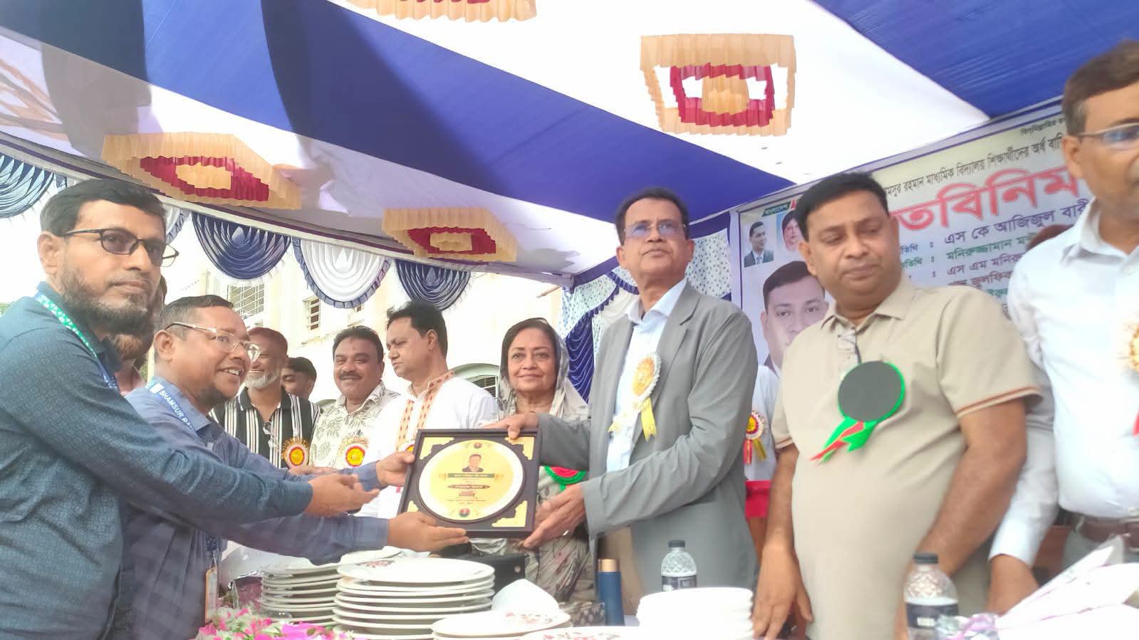 সন্ত্রাস-চাঁদাবাজি বরদাস্ত নয়, রূপসাকে মডেল করা হবে_ এমপি হেলাল
