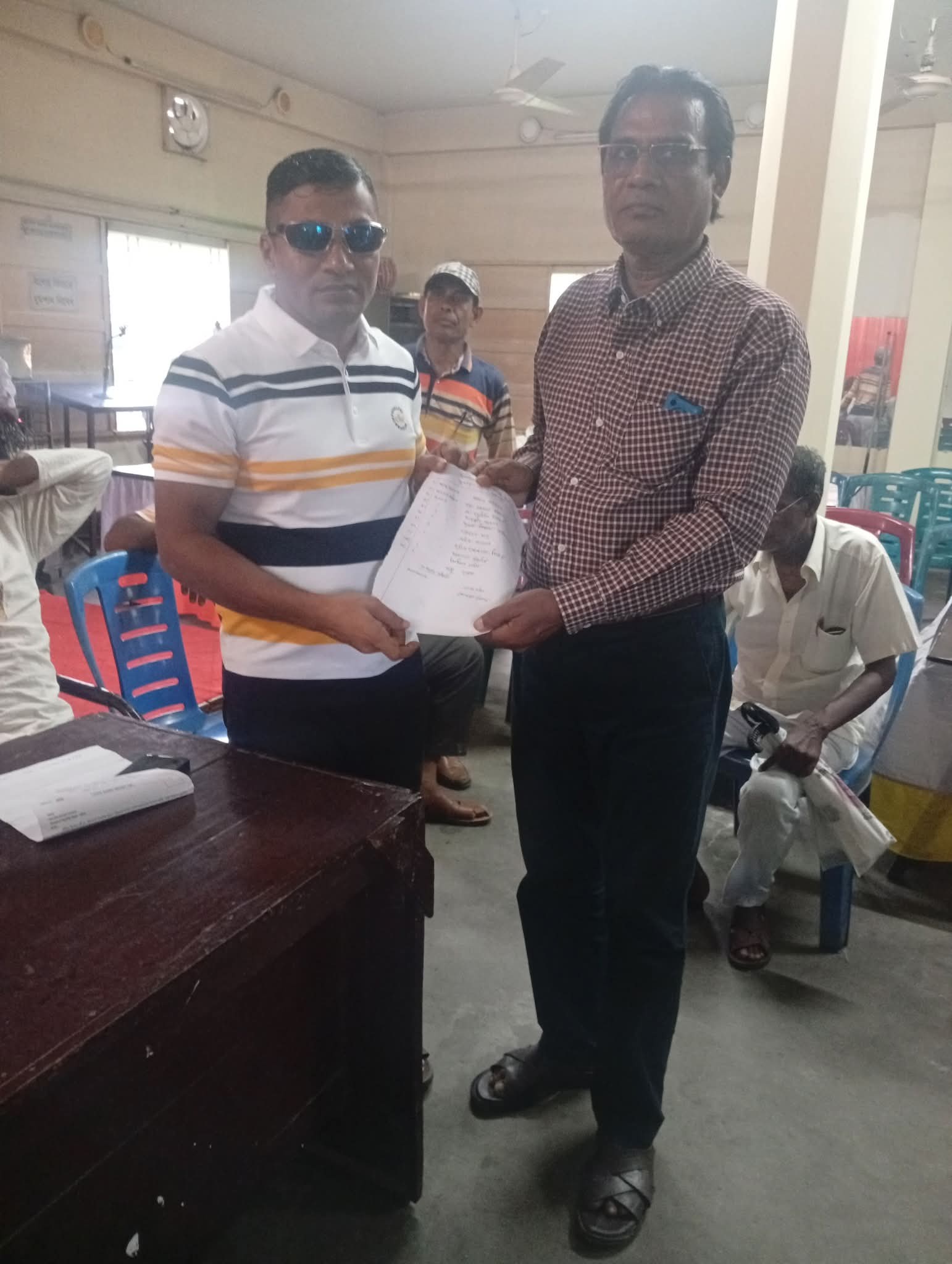বাংলাদেশ যাত্রা শিল্প উন্নয়ন পরিষদ, খুলনা জেলা কমিটি অনুমোদিত,মো: নজরুল ইসলাম, সদস্য সচিব হয়েছে :