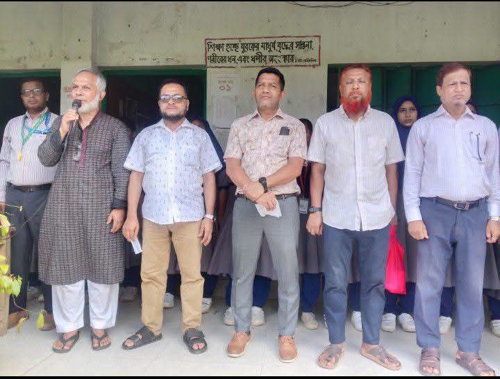 ঈদগাহ জাহানারা ইসলাম বালিকা উচ্চ বিদ্যালয়ে ড.সাজ্জাদ নাসির 