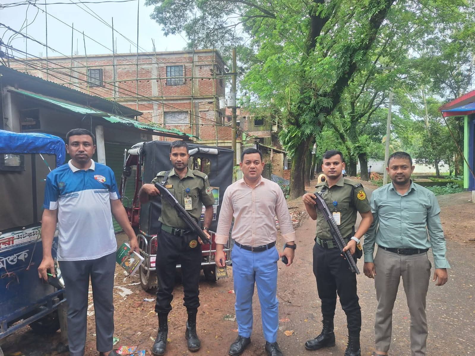 ইসলামাবাদে ভ্রাম্যমান আদালতের অভিযানে ১২ হাজার টাকা জরিমানা 