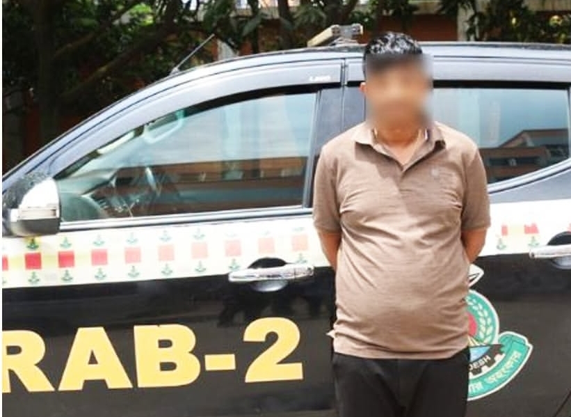 রাজধানীতে অ’স্ত্র ও ২৬০০ ই’য়া’বা’স’হ শীর্ষ স’ন্ত্রা’সী ‘ম্যাগনেট বাবু’ গ্রে’প্তা’র