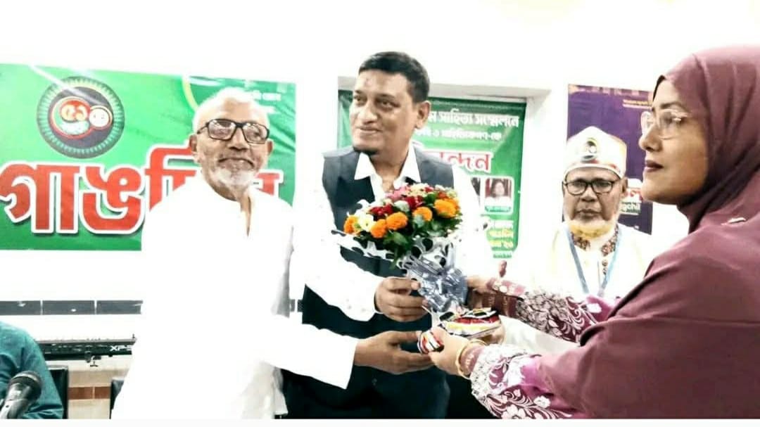 খুলনা গাঙচিলের ১৯৯ তম সাহিত্য সম্মেলন অনুষ্ঠিত 