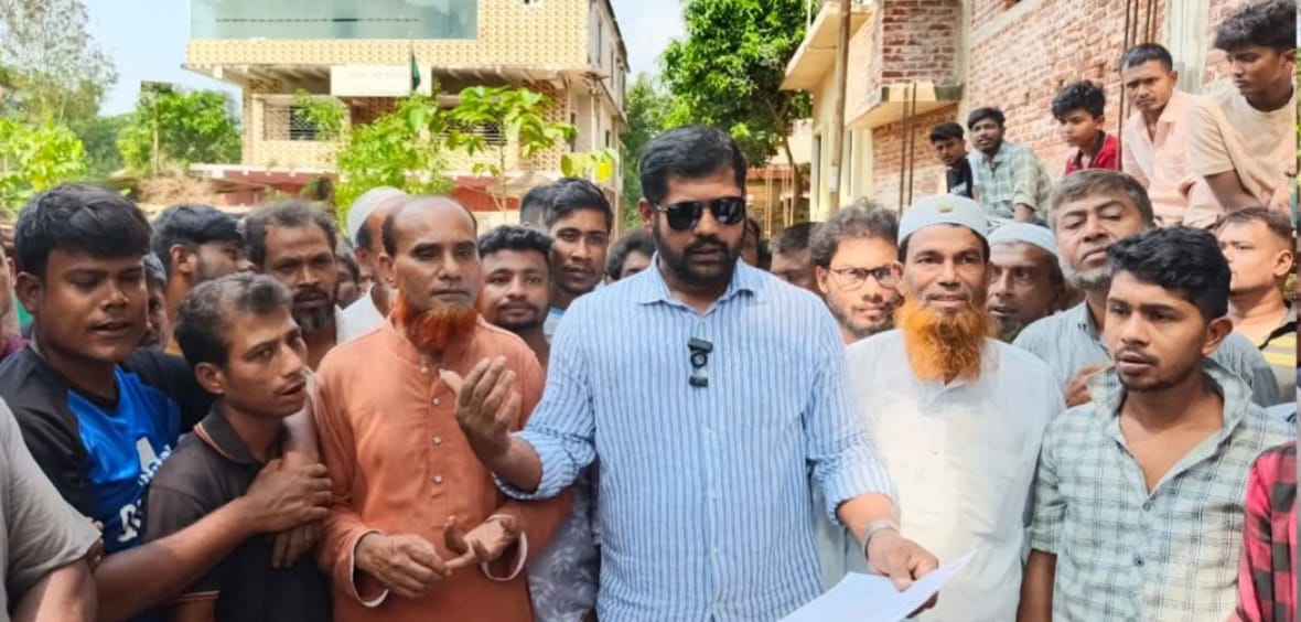 ঈদগাঁওতে টমটম-মিশুক চালকদের চার দফা দাবী, ইউএনওর কাছে স্মারকলিপি